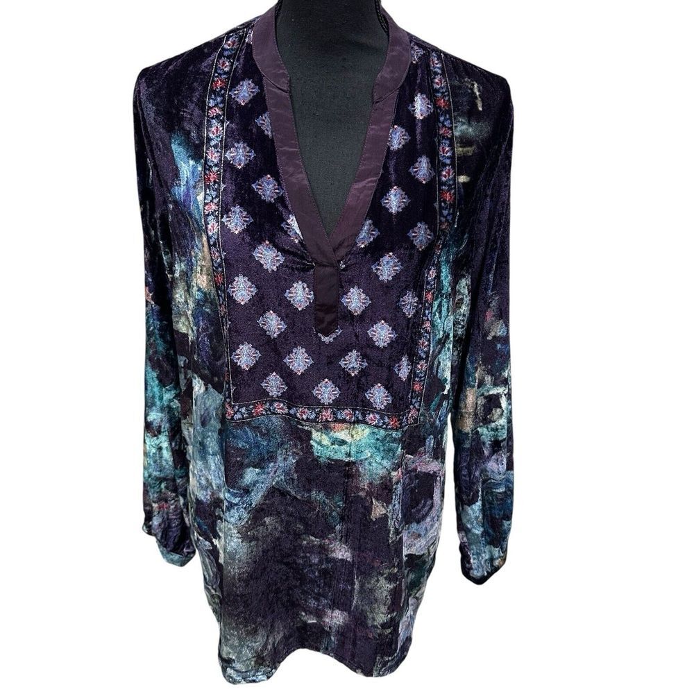 Soft Surroundings Velvet Tunic Purple Blue Floral Popover V Neck Blouse Size M